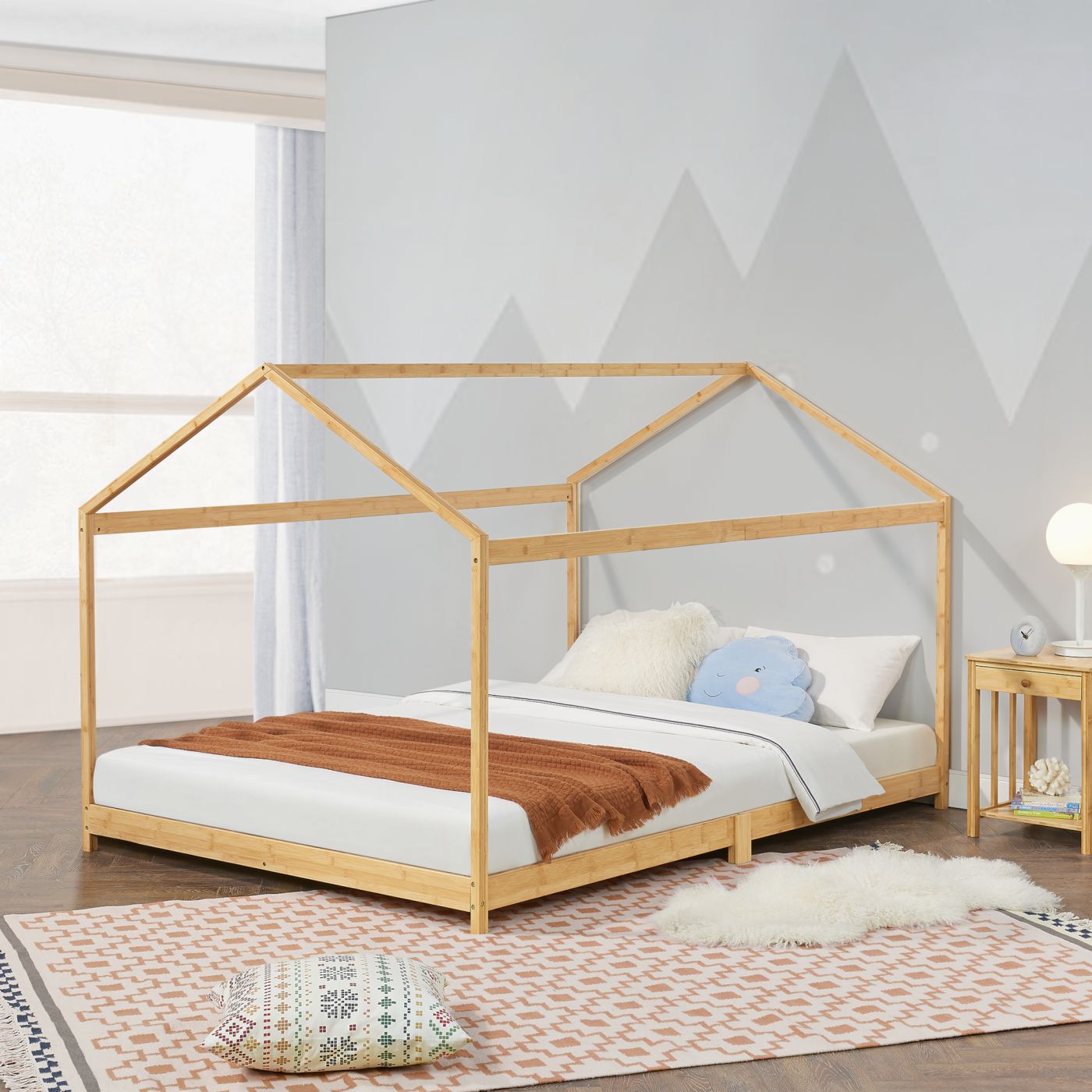 Lit cabane Vindafjord pour enfant 180 x 200 cm forme maison bambou